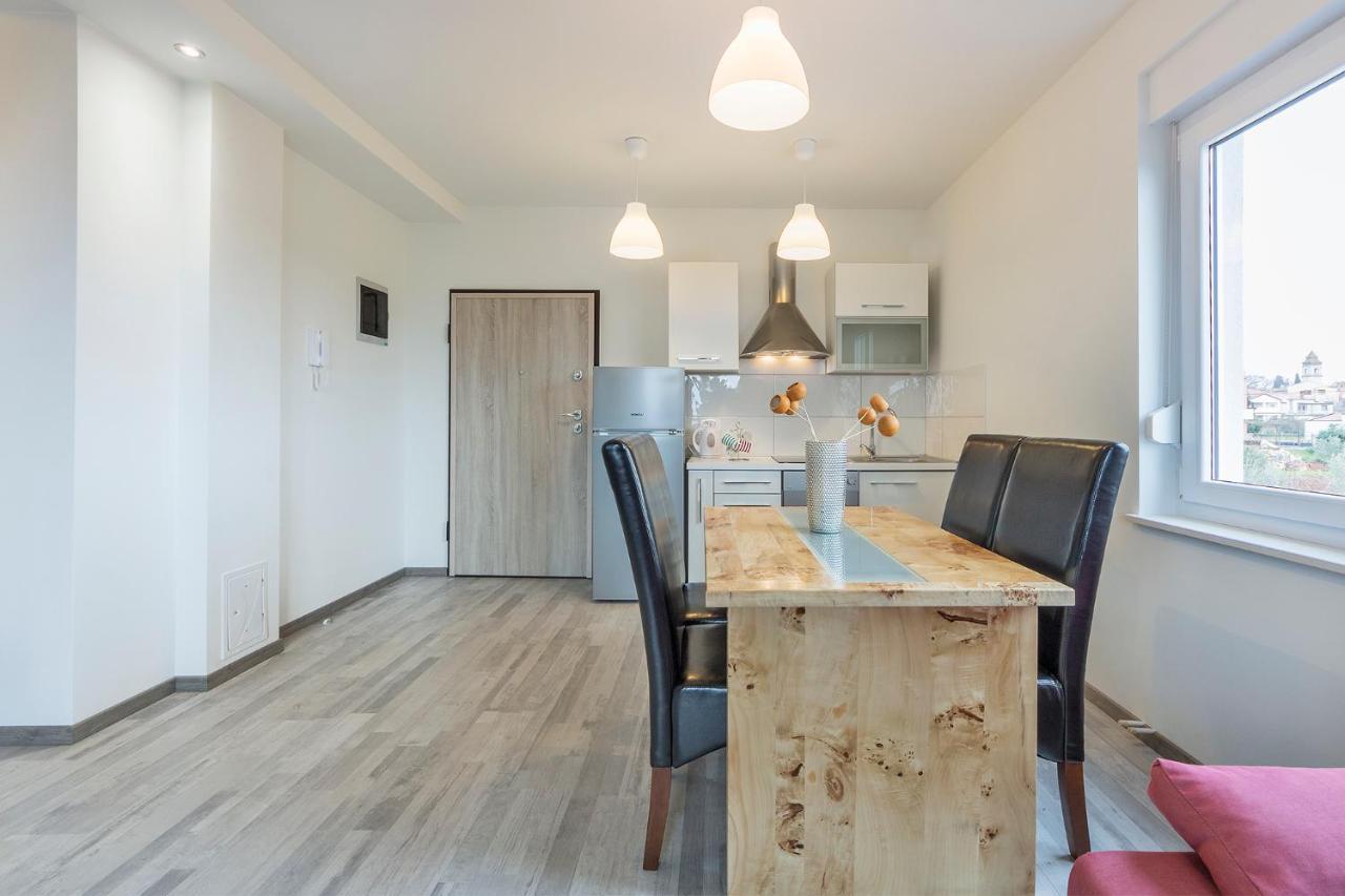 2 Bedroom Apartment Peroj Fažana エクステリア 写真